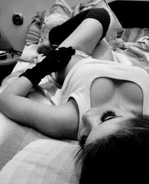 Charlotte (22), Illinois | Adult Chat and Casual Meetups