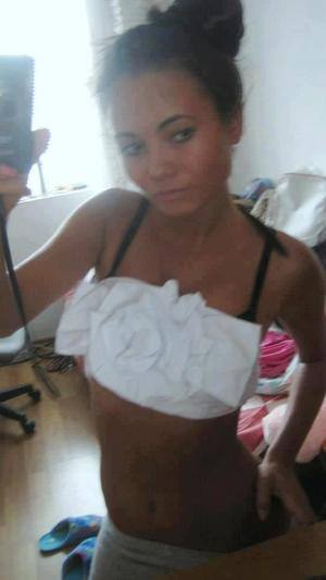 Connect with Natalie (27) in California | Adult Dating