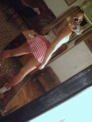 Audrey (26) in Illinois | Casual Dating with Older Men