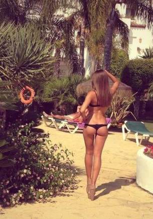 Juliana (19) in New York, adult profile photo