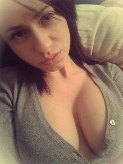 Abby, 29, Colorado | Flirty Adult Profile for Older Men