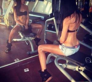 Jenifer (18), California | Adult Chat and Casual Meetups