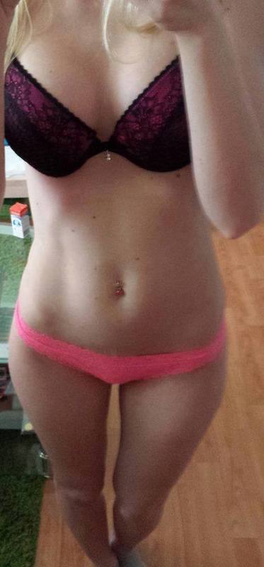 Kalyn (21), Connecticut | Local Discreet Adult Connection