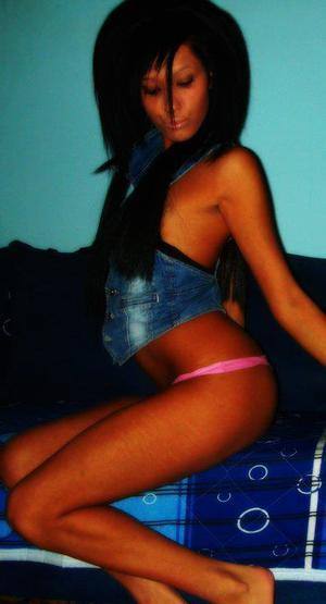 Meet Latasha from Wisconsin (20) | Discreet Adult Dating