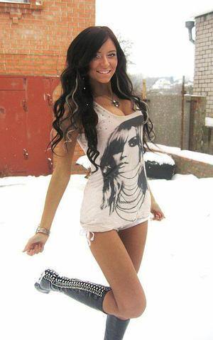 Renee, 27, Texas | Flirty Adult Profile for Older Men