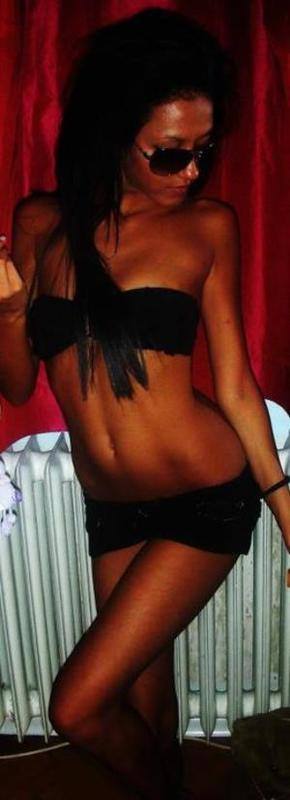 Nia, 29, British Colombia | No-Nonsense Hookup Profile