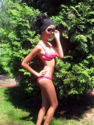 Alyssa (26) from Missouri | Private Casual Meetup Profile