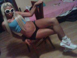 Alice (18), Montana adult dating profile image