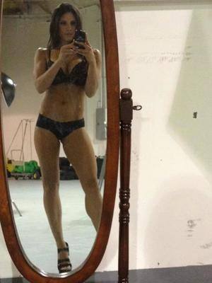 Meet Cynthia from Ontario (22) | Discreet Adult Dating