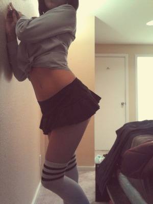 Meet Clare (27) from Virginia | Explicit Casual Dating