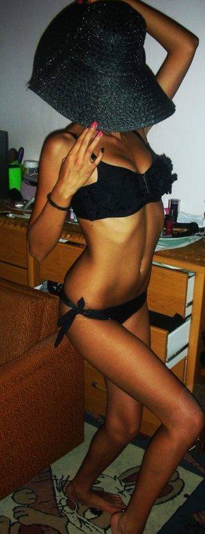 Meet Caitlin (20) from British Colombia | Explicit Casual Dating