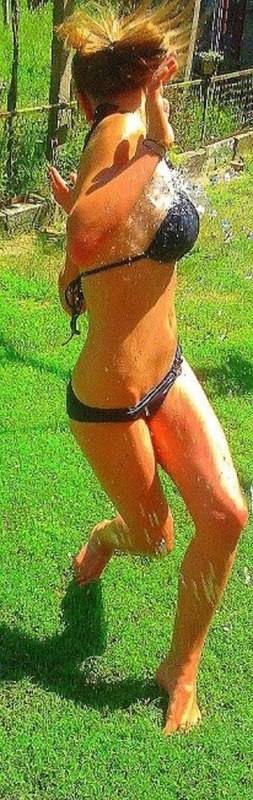 Chat with Hayley (27) in Alberta | Casual Dating Profile