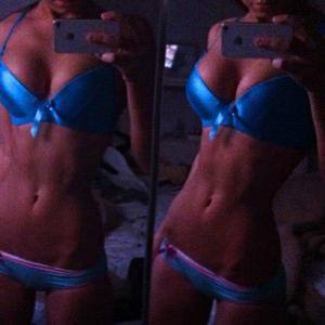 Kirstie (25) in District Of Columbia | Casual Dating with Older Men