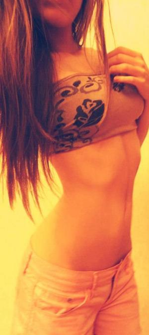 Leatha from Utah is looking for adult webcam chat