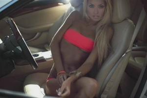 Queenie from Maryland is looking for adult webcam chat