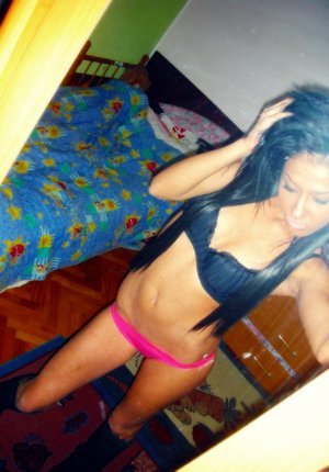 Providencia from New Jersey is looking for adult webcam chat