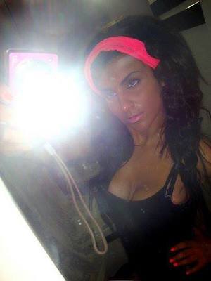 Estefana from North Carolina is looking for adult webcam chat